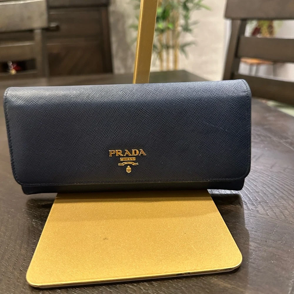 Prada Navy Saffiano Continental Wallet with Gold Logo Stunning interior ❤️ - Picture 7 of 12